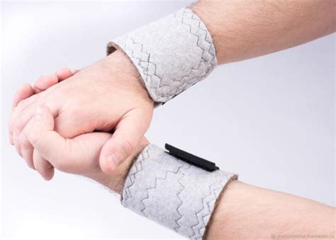 Напульсник для запястья спортивный: зачем нужен, как выбрать