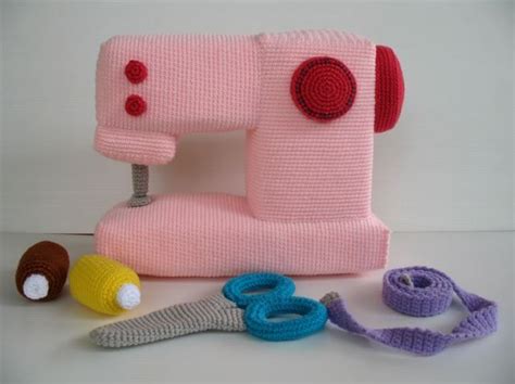 Crochet Sewing Machine | Crochet patterns, Crochet crafts, Crochet basics