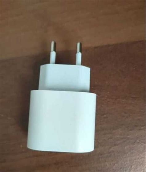 Адаптер питания Apple USB-C 20Вт | Festima.Ru - Мониторинг объявлений