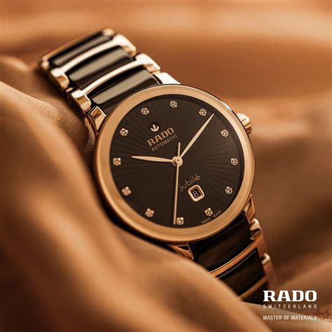 elegante  performante decouvrez la nouvelle rado centrix montre geneve