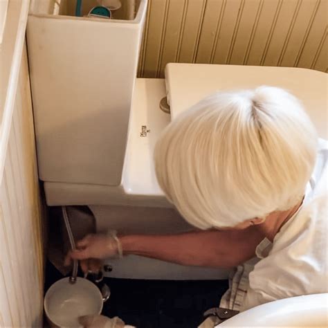 How to Install a Toilet - The Art of Doing Stuff 