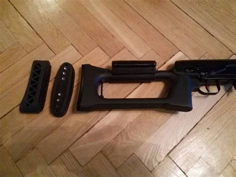 продам пластиковый нескладной приклад и амортизатор к Тигру/СВД