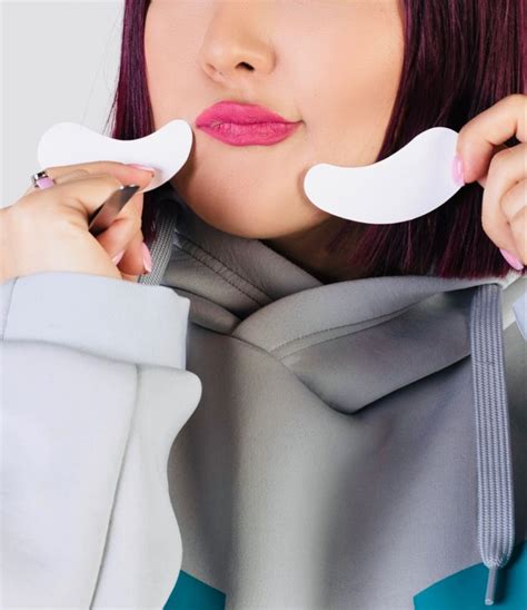 Наращивание ресниц | Beauty, Travel pillow, Personal care
