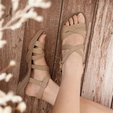 Alana in Nude – Mercino