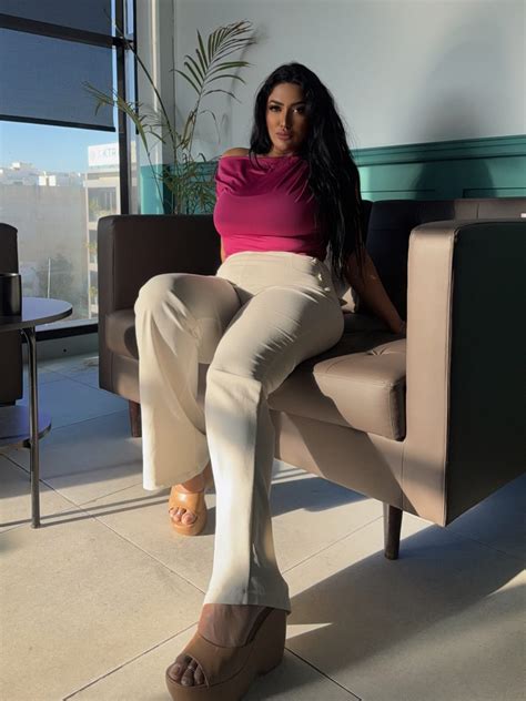 Mathira M | Eid mubarak 🐑 from my family to yours stay blessed #mathira