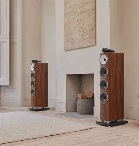 Bowers & Wilkins 702 Signature Speaker Review – HiFiReport
