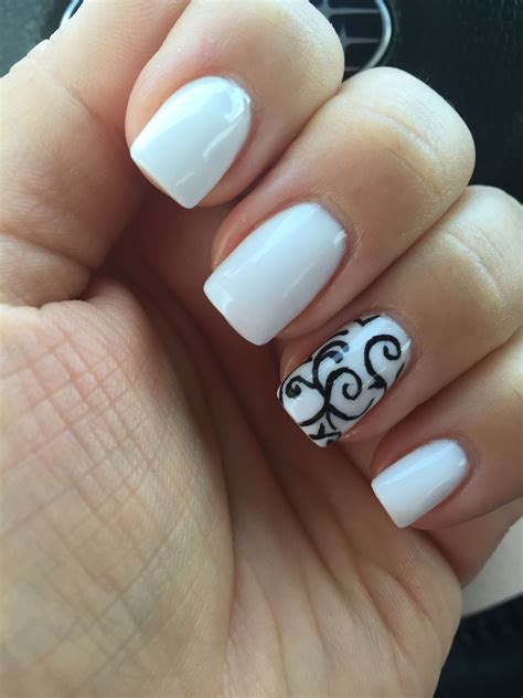 Uñas acrílicas blancas | Uñas blancas, Manicura de uñas, Manicura para ...