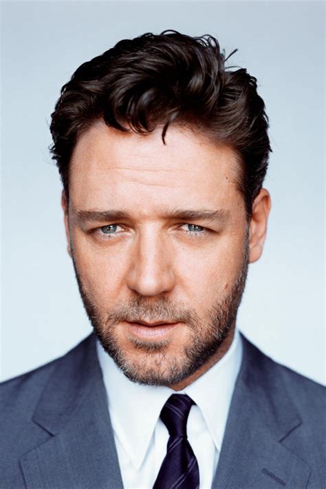 russell crowe profile images