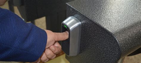 Пропускная система в школах по карточкам: Центр школьных технологий