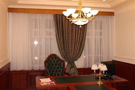 Шторы в кабинет - 35 фото
