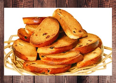 Сухарики начала 2000-х: "3 корочки", "Емеля", "Кириешки", "Бомбастер ...