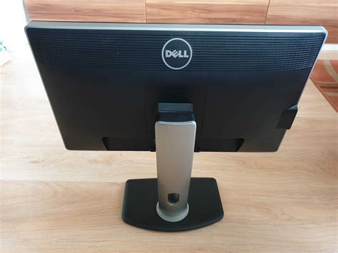 Монитор Dell UltraSharp U2312HMt E-IPS панел гр. София 7-ми 11-ти ...
