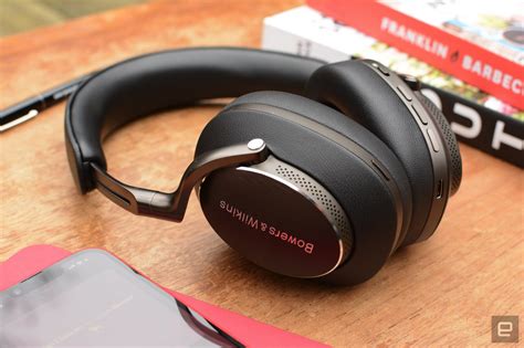 Bowers & Wilkins Px8 review: Incredible sound comes at a cost | Engadget