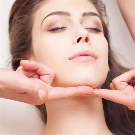 Tratamento com Ultraformer - Dra. Érika Freire - Dermatologista