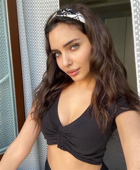 Sara Arfaoui 🌙 su Instagram: "Day 45 but I feel like it’s Day ...