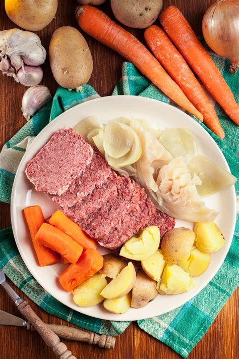 Pioneer Woman Crockpot Corned Beef - The Pioneer Kitchen