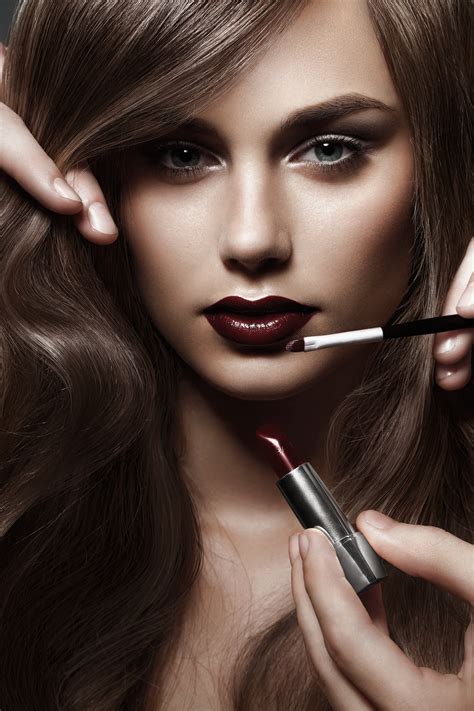 GLAMOUR BULGARIA - Beauty tools on Behance