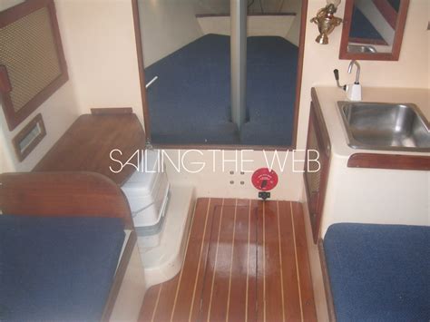 J 24 : STW000211 : the SailingTheWeb sailboat datasheet