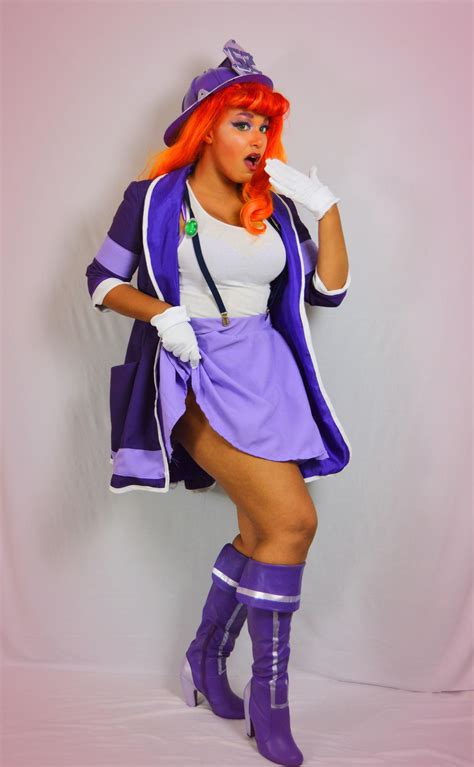 DC Bombshells Starfire Cosplay by cheyennejazwise on DeviantArt