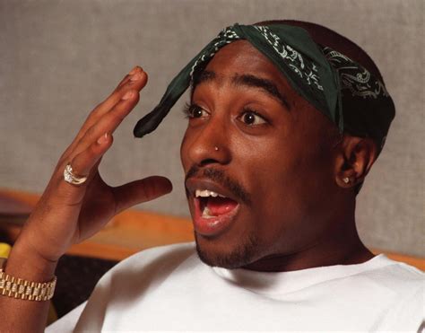 [200+] Tupac Pictures | Wallpapers.com