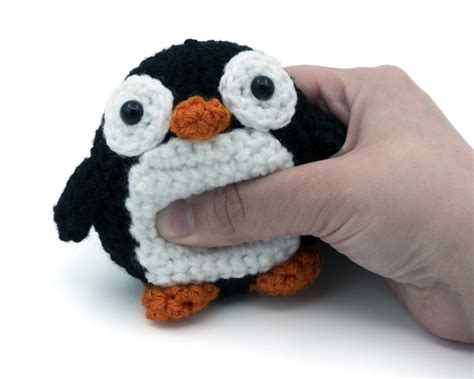 Penguin amigurumi pattern - Amigurumi.com