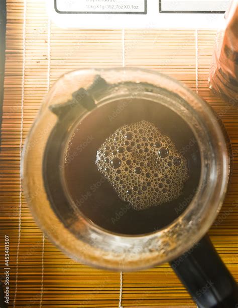 Drip Coffee, café drip, Hario v60, barista Stock-Foto | Adobe Stock
