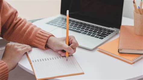 Engnovate Hello on LinkedIn: 25 Expert Tips For IELTS Academic Writing ...