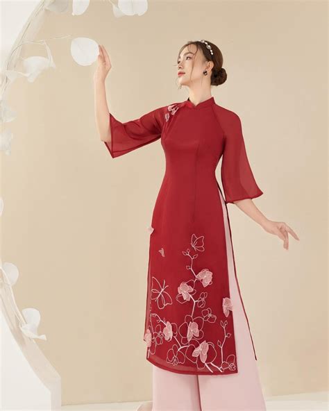 Áo Dài Cách Tân Thêu Đính Thủ Công Tết 2023 - VADLADY