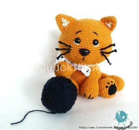 Вязаная игрушка "Сладенький котенок" | Crochet cat pattern, Hello kitty ...