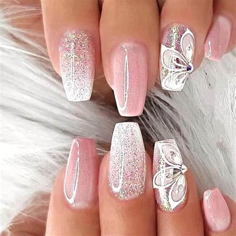 Las 5 Mejores Ideas de Uñas Soft Gel 【Lo Mejor de 2025