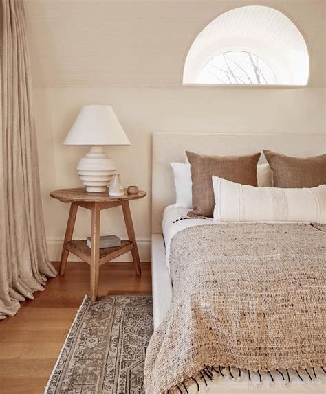 Bedroom Decorating Ideas With Brown Furniture