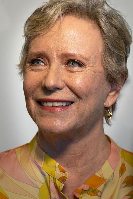 Eve Plumb - Wikipedia