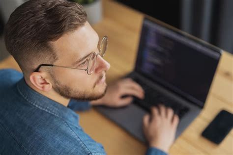 Возведение в степень в Питоне — как возвести число в степень в Python