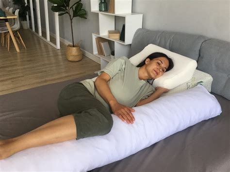 Валик для сна VITADREAM Comfort — КЛИНОВИДНЫЕ ПОДУШКИ VITADREAM