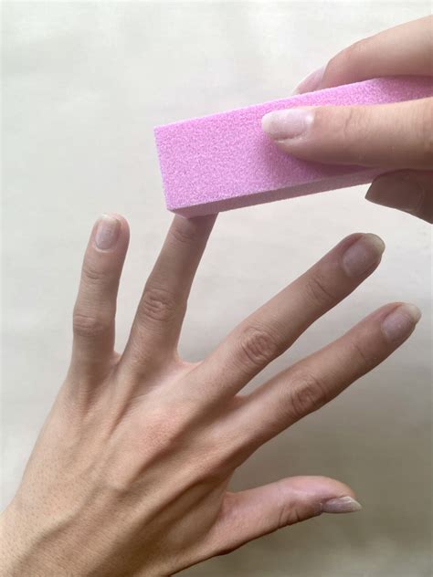how to apply gel nails with tips at home