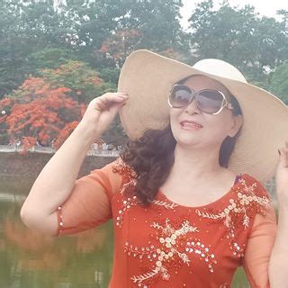 Phuong Dao Facebook, Instagram & Twitter on PeekYou