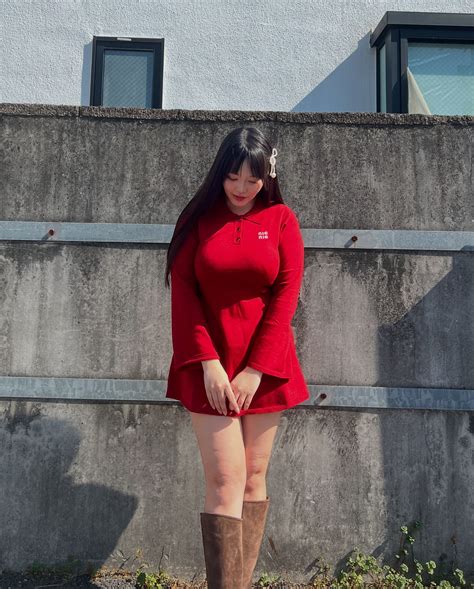 Momona Koibuchi 恋渕ももな (@koibuchimomona) • Instagram photos and videos