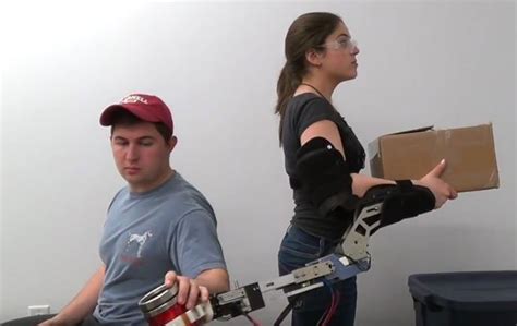 Wearable Robotic Forearm Makes You More Productive - Robotic Gizmos
