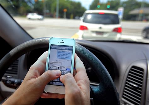Texting and Driving: Here's Why the Problem Won't Go Away Soon | HuffPost