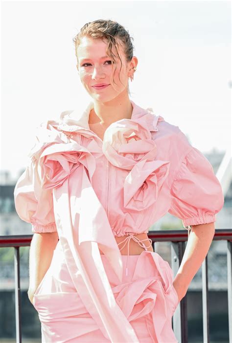 ISABELA FERRER at It Ends With Us Photocall in London 08/08/2024 ...