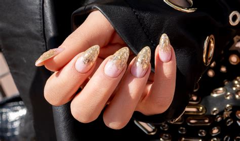 [VIDEO] Quick designs for late customers - shiny nails STEP BY STEP ...