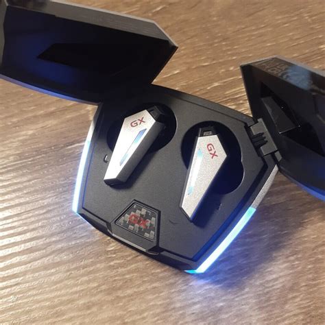 (True Wireless Earbuds Review) Edifier Hecate GX07: Compatible with ...