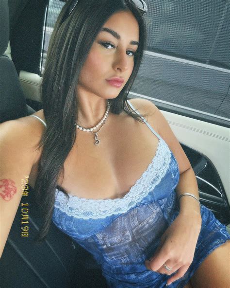 McKinzie Valdez OnlyFans: The Controversy You Need To Understand Image 16