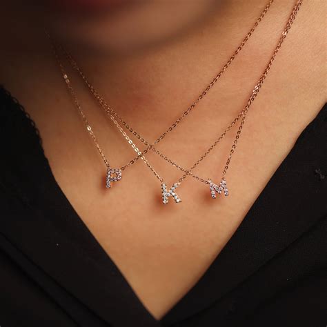 diamond pendant necklace  russell reeves blog