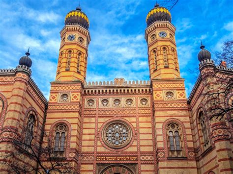Telc Synagogue: A Legacy of Faith and Architecture | Paraiso Island