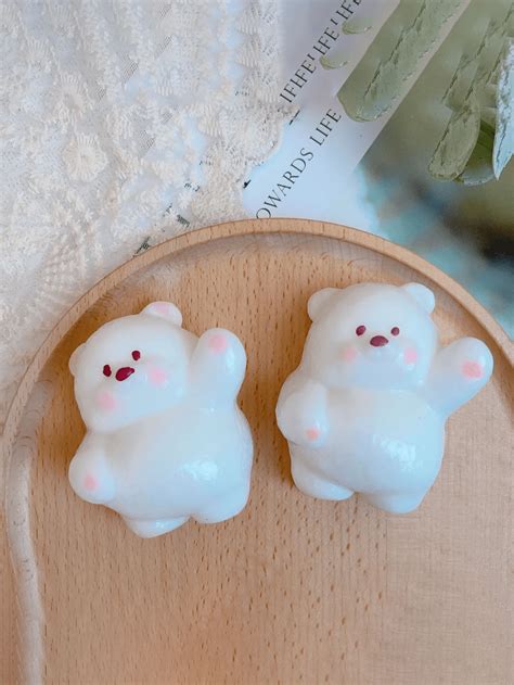 Waving Bear Stress Relief Squeezy Toy, Realistic Silicone-Like Squishy