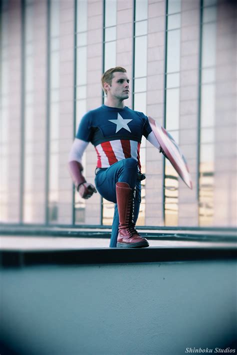 Captain America – Captured Heroes