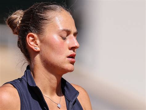 Ukraine's Kostyuk Booed At French Open As Tsitsipas, Rublev Move On ...