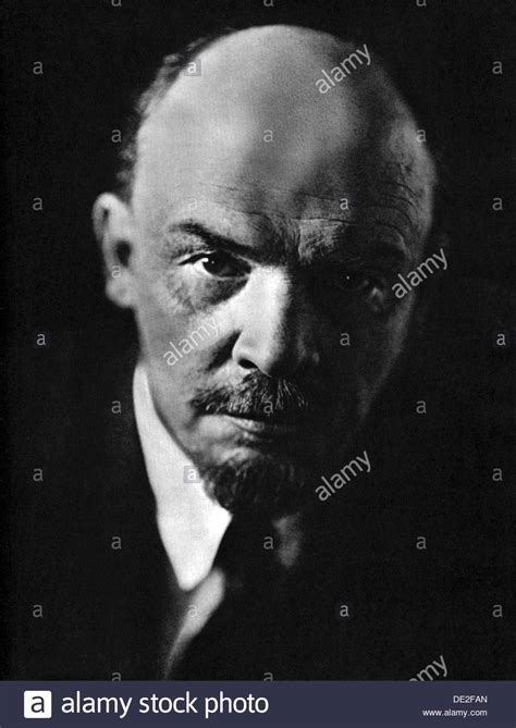 Russian Revolution 1917 Stock Photos & Russian Revolution 1917 Stock ...