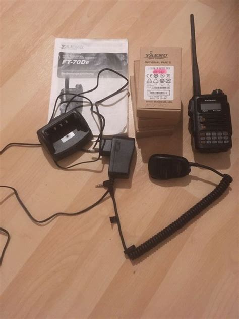 Yaesu FT-70DE | Kaufen auf Ricardo
